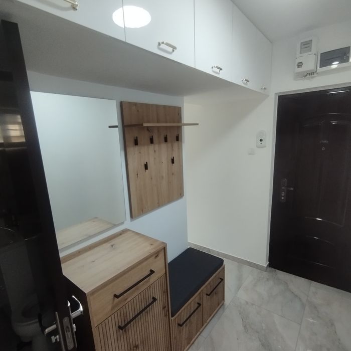 Închiriez apartament 2 camere