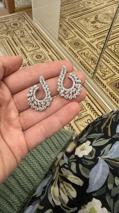 Продам серьги.