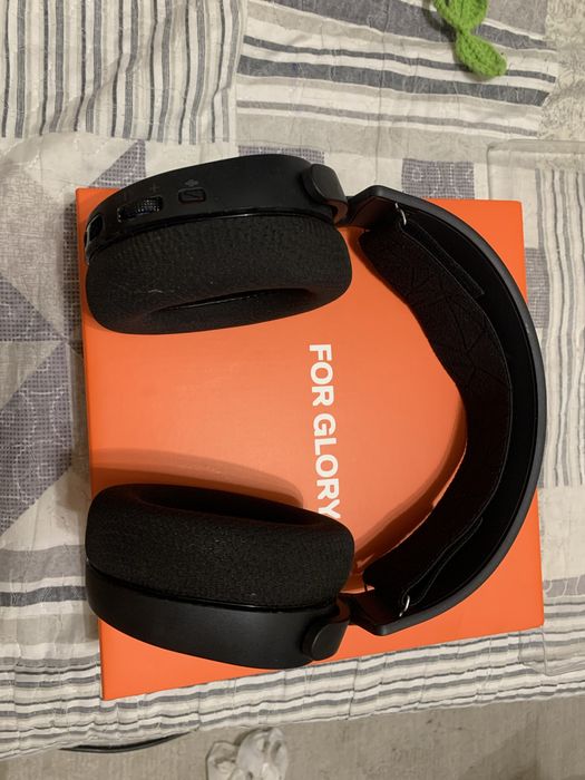 игровые наушники Steelseries Artics 5