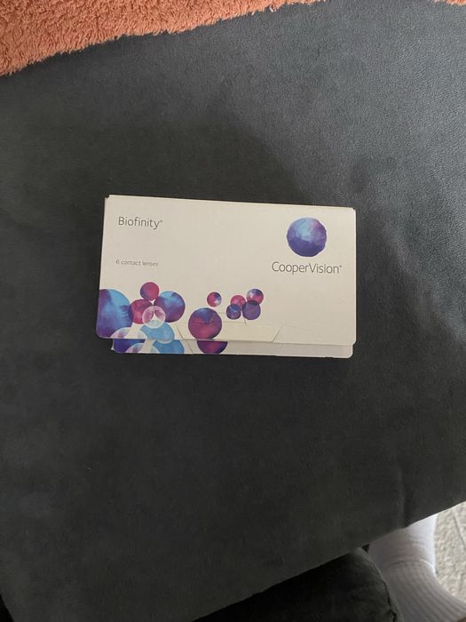 Линзы Biofinity 2 пачки по 4/6 в каждой