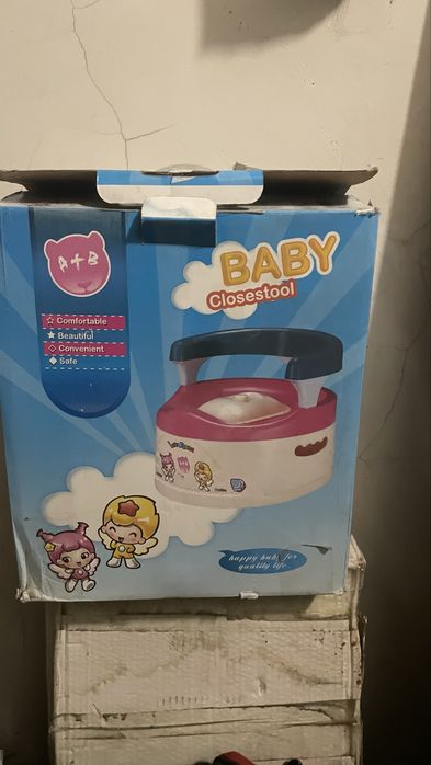 Детский пластиковый горшок