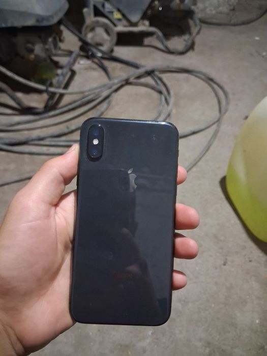 Iphone X.      .