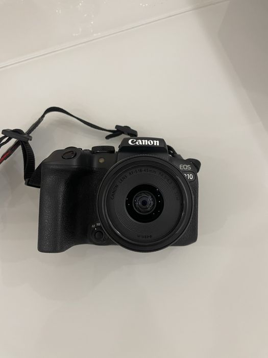 Canon EOS R10 Kit 18-45mm