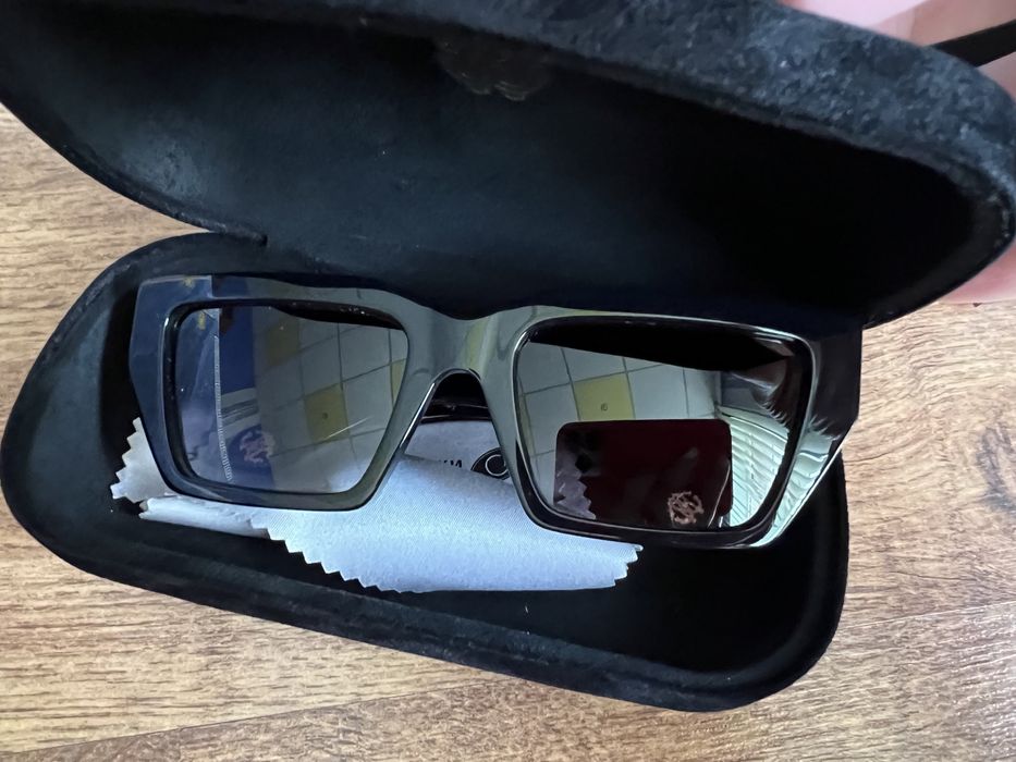 Слънчеви очила Roberto Cavalli (със сертификат, купени на 24.05.2024)