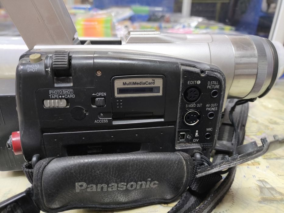 Видеокамера Panasonic