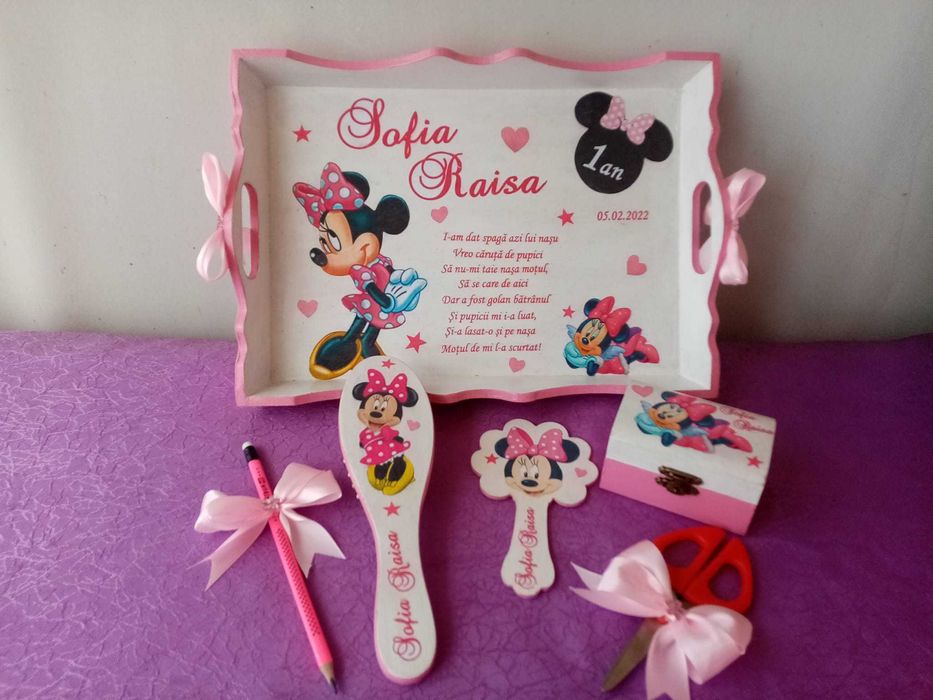 Seturi aniversare pentru mot