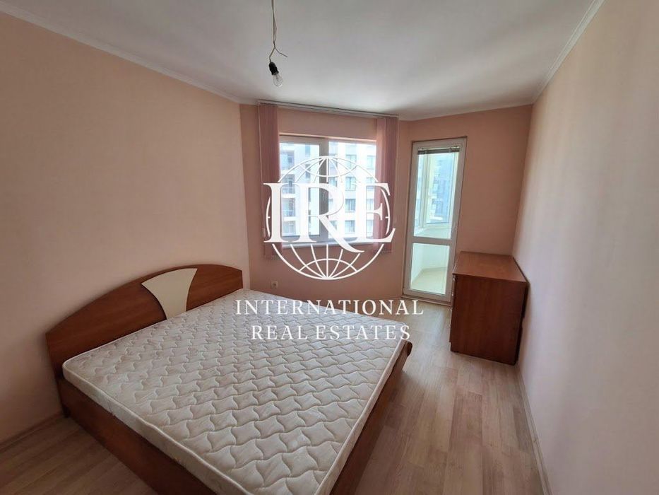 Продава се Двустаен апартамент в Варна, Чайка - 80 кв.м за 2688 €/кв.м - Снимка #3