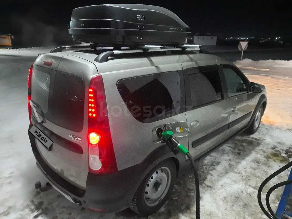 Продам автомобиль Ладу Ларгус 2021 г.в.