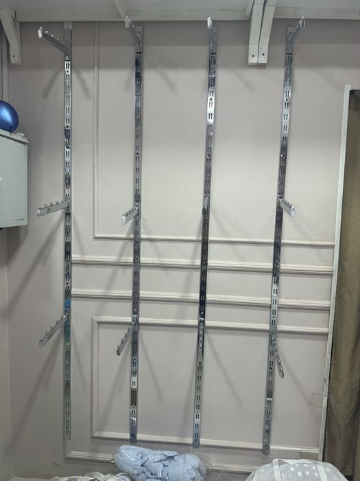 Полки для магазина , стеллаж, вешалки,