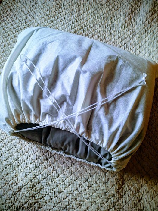 Новый пуховик 50p