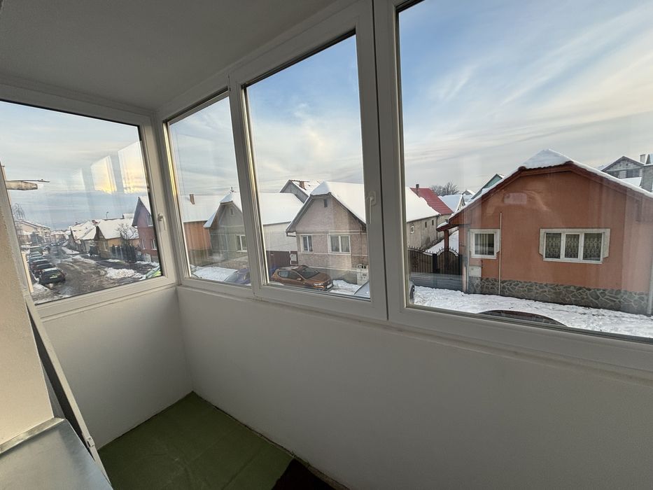 Vand apartament 3 camere