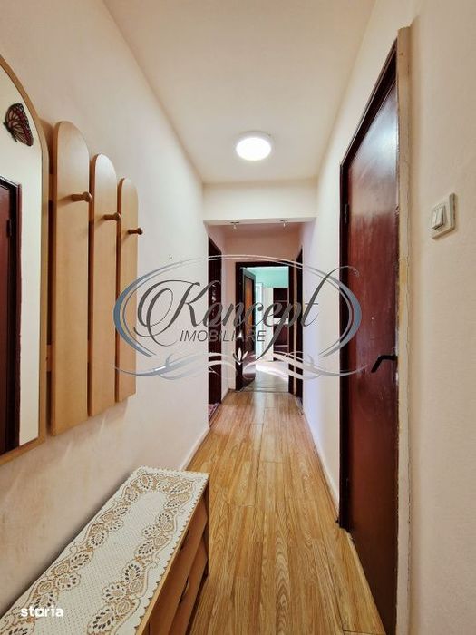 Apartament cu potential, orientare sud-est, 2 balcoane, zona Parang