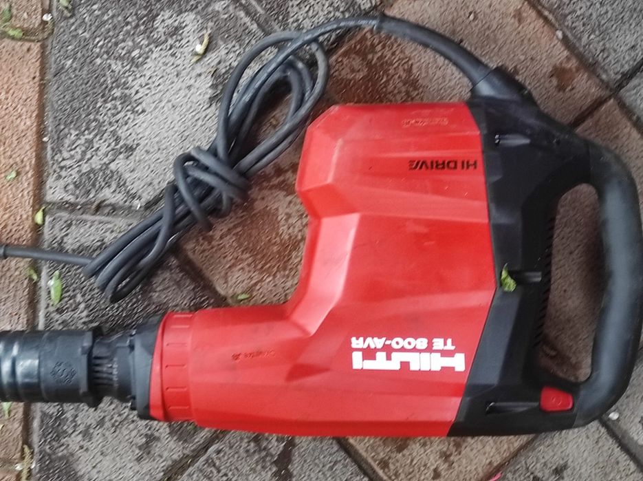 Demolator HILTI TE 80-AVR că și nou