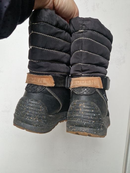 Детски зимни непромокаеми ботуши апрески