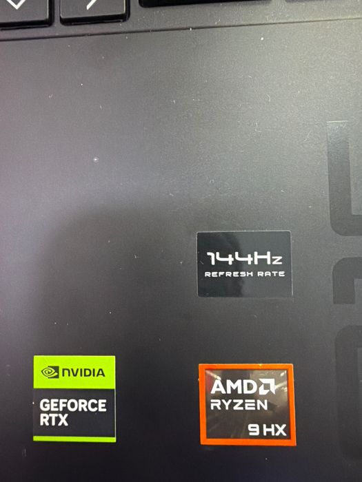 HP Omen 16 32/1024/RTX5060 “Black” 16-ap0053dx