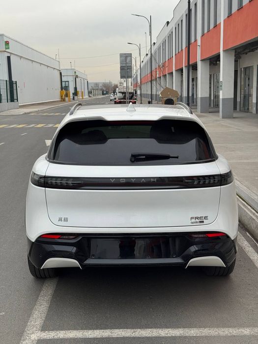 Voyah free Apollo tech 318 full pazitsiya