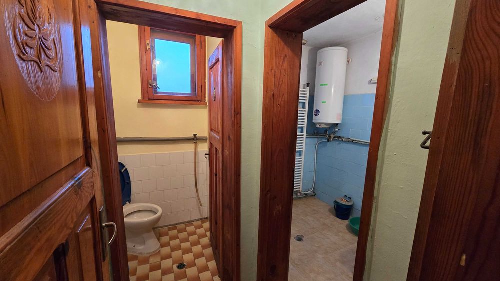 Продава се Къща в Брезник - 220 кв.м за 348 €/кв.м - Снимка #11