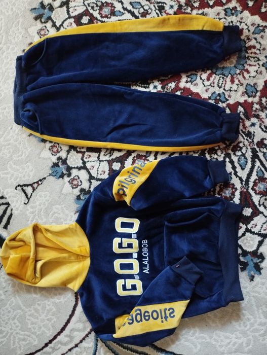 Велюровый двойка для мальчика