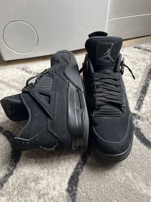 Air Jordan 4 “Black Cats”