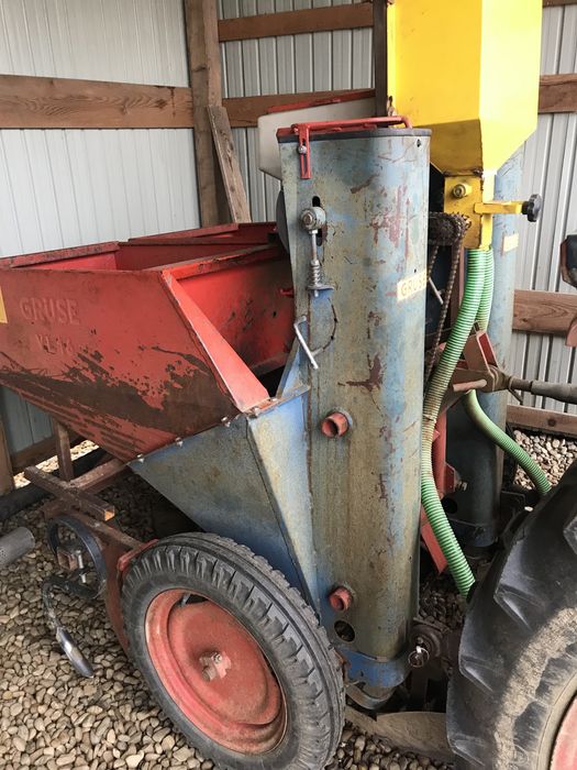 Masina plantat cartofi