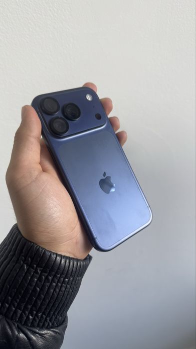 Айфон 17 про 256 99%емкость