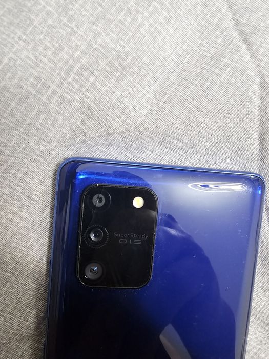 Самсунг S10 lite