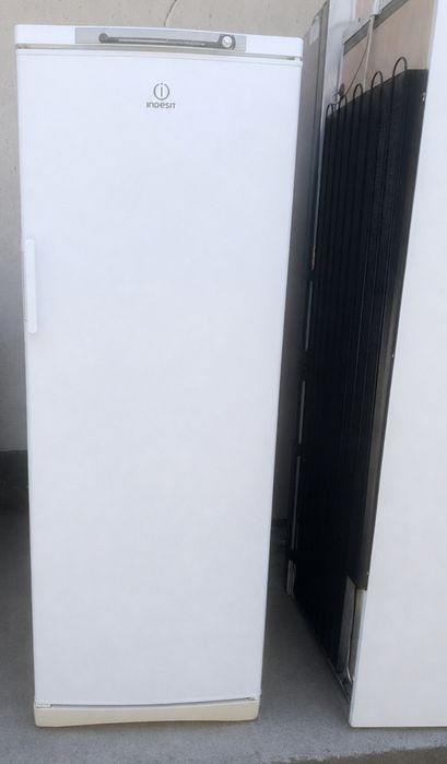 Морозильник indesit