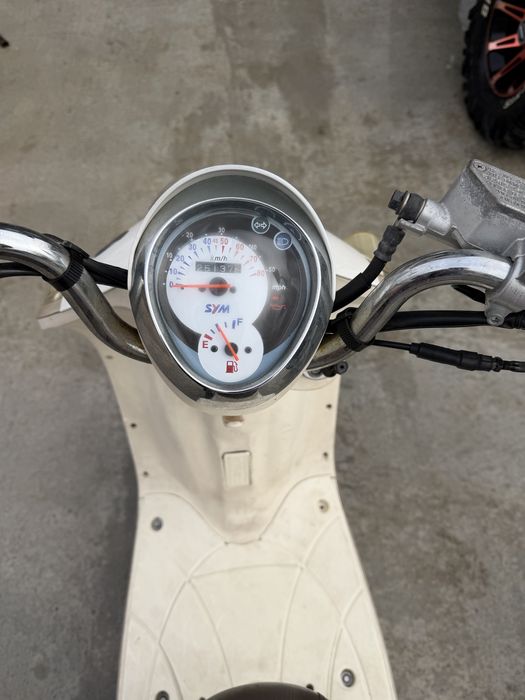 Sym mio 50 cc , se conduce fara permis , factura tva deductibil