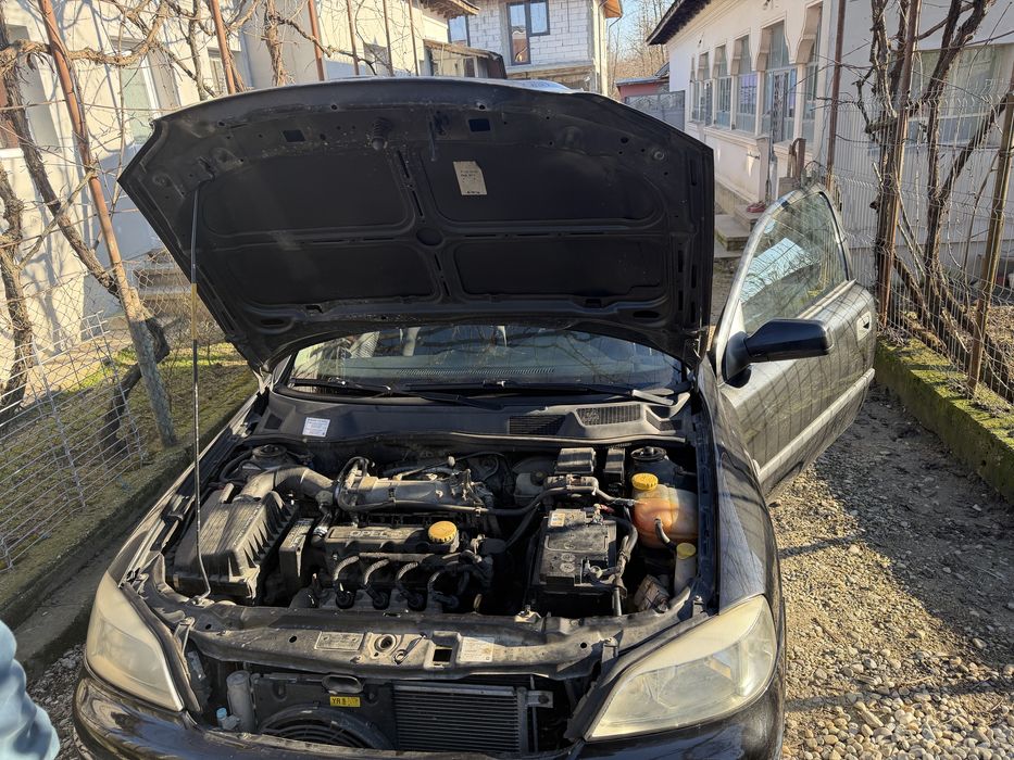 Se vinde opel astra G