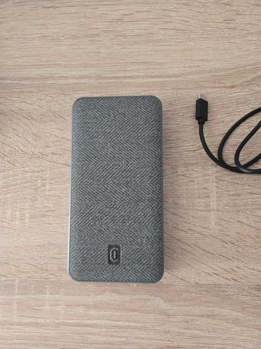 Power Bank Cellularline SHADE ULTRA+ като нова