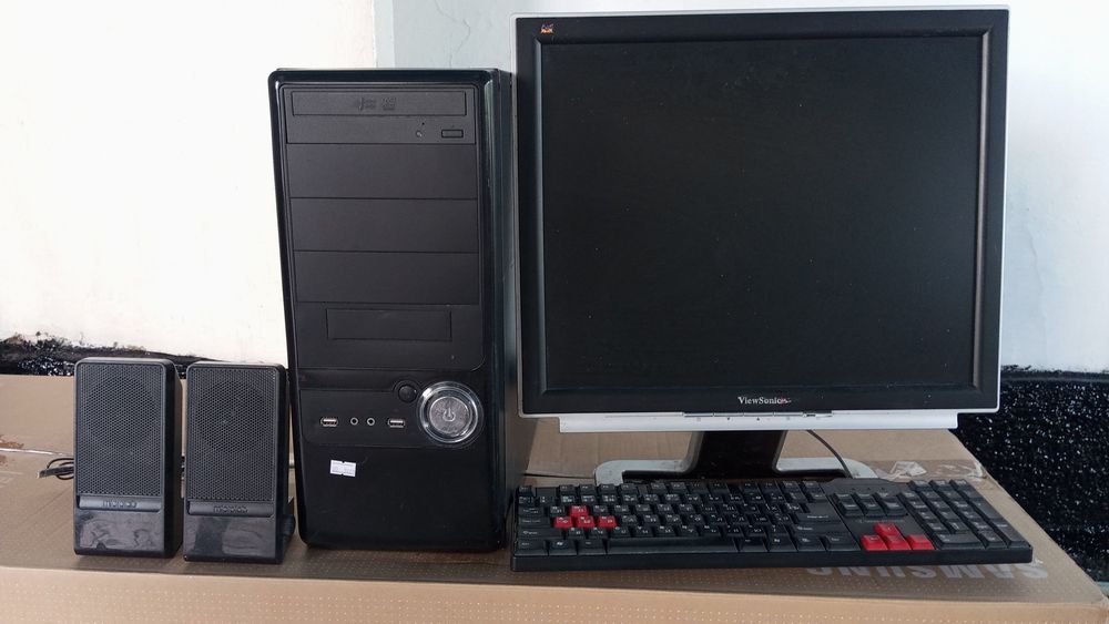 Продам компьютер комплект рабочий