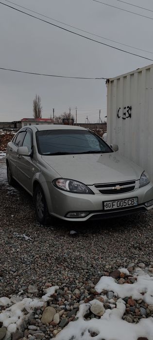 Lasetti gentra qilingan