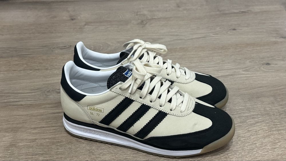 Кроссовки Adidas