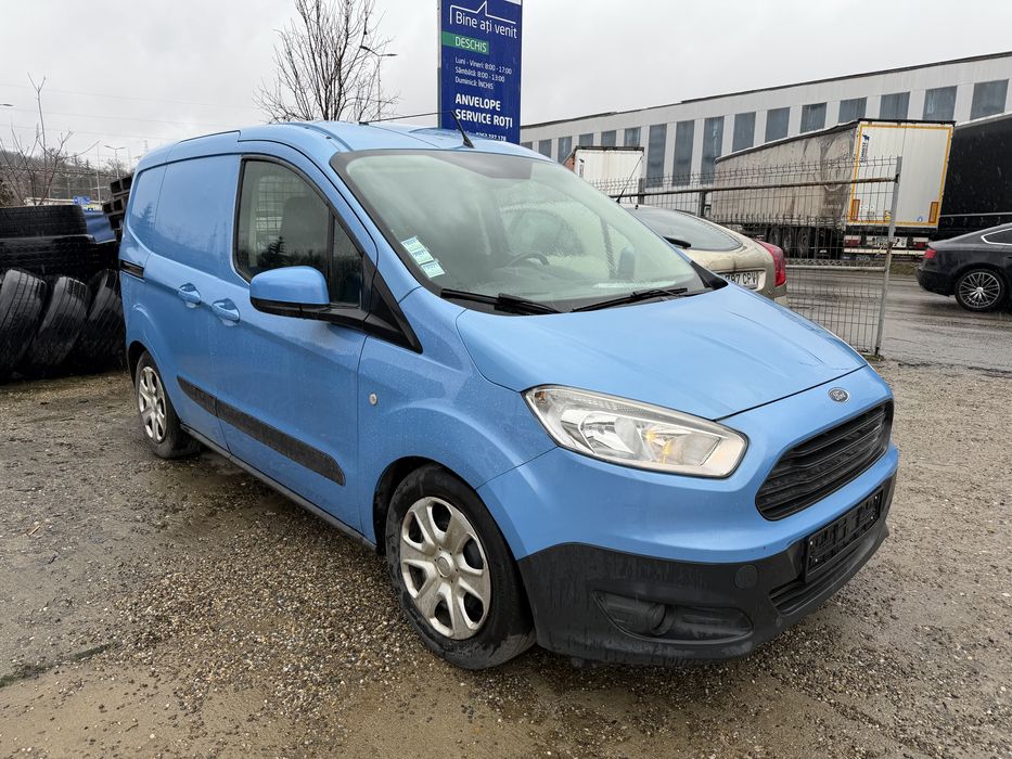 Ford Transit Courier
