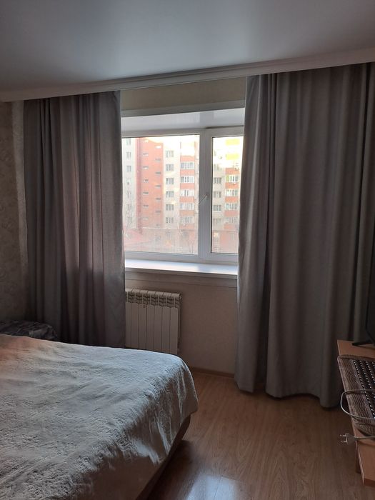 Продам шторы . Новые. Лен.