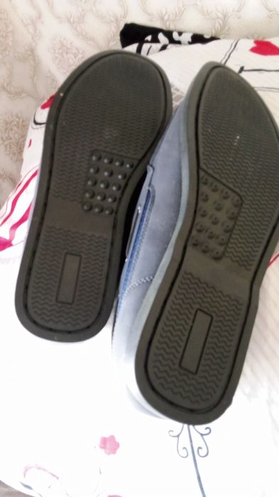 Продам обувь новую