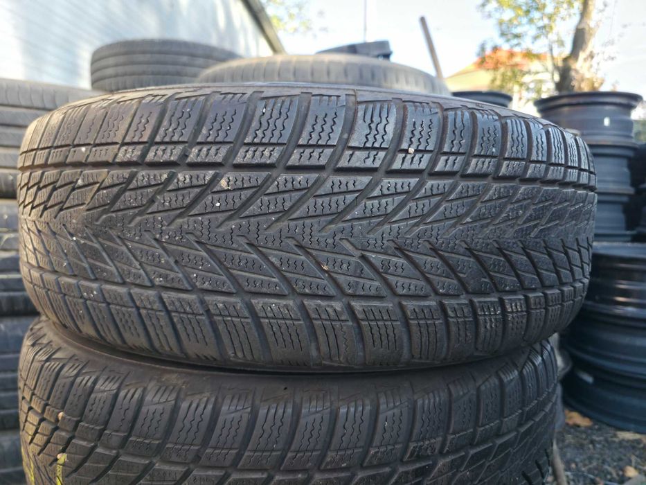 4 Anvelope de IARNA - 205/60/16 96H - GoodYear UltraGrip 3 - Stare F BUNA - DOT 2023 !