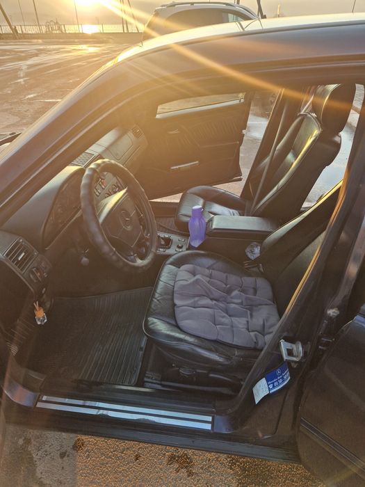 Продам мерс. С202