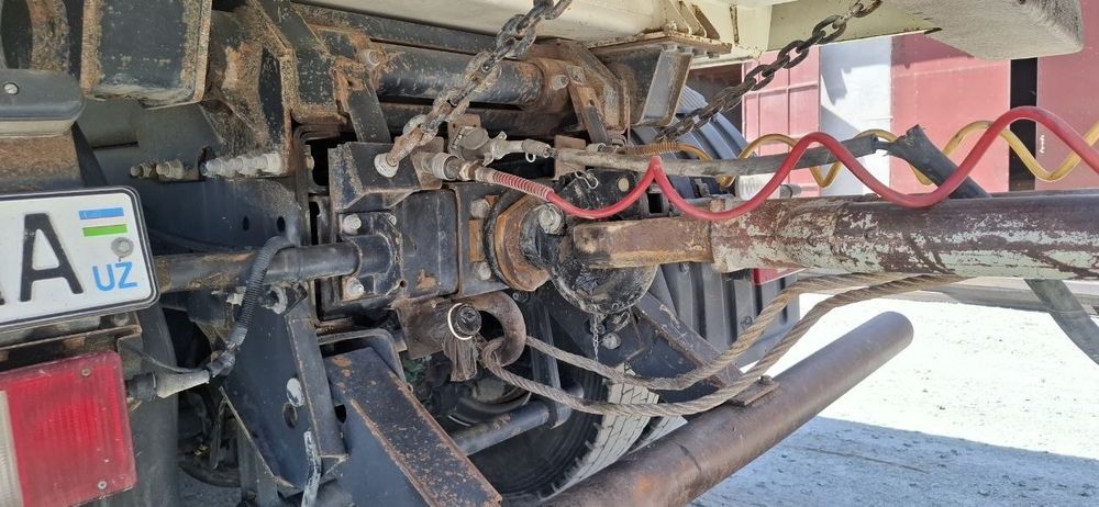 Kamaz 6520 maz prisepi bilan sotiladi