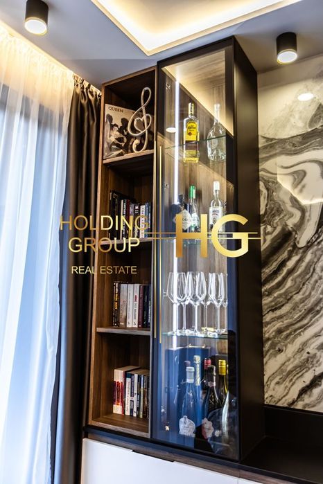 Продава се Двустаен апартамент в к.к. Св.Св. Константин и Елена - 71 кв.м за 3310 €/кв.м - Снимка #1