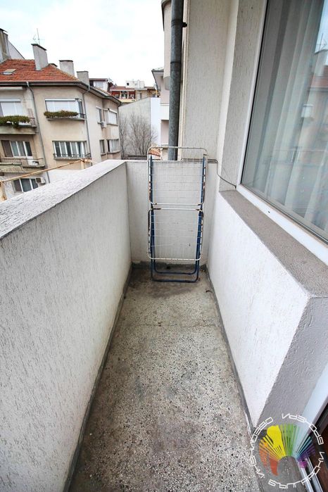 Дава се под наем Двустаен апартамент в Бургас, Център - 70 кв.м за 561 € - Снимка #14