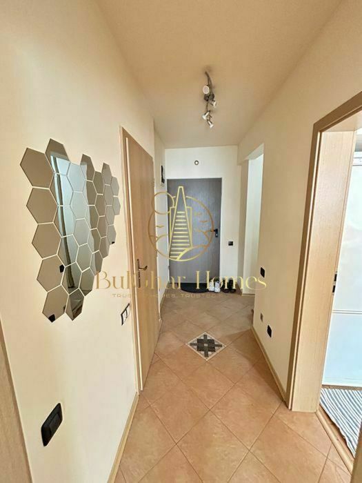 Дава се под наем Двустаен апартамент в Варна, Бриз - 70 кв.м за 459 € - Снимка #9