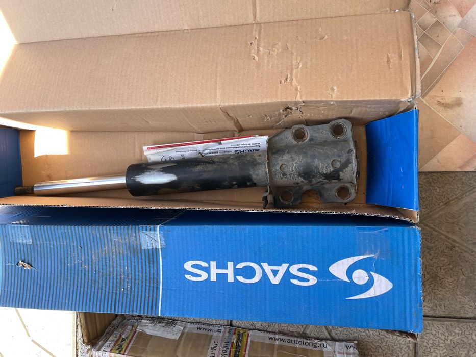 Стойки;суппорта Ауди продам