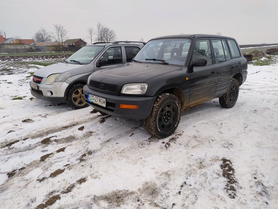 Suzuki Ygnis 1,3 benzina și gpl Toyota 2000benzina