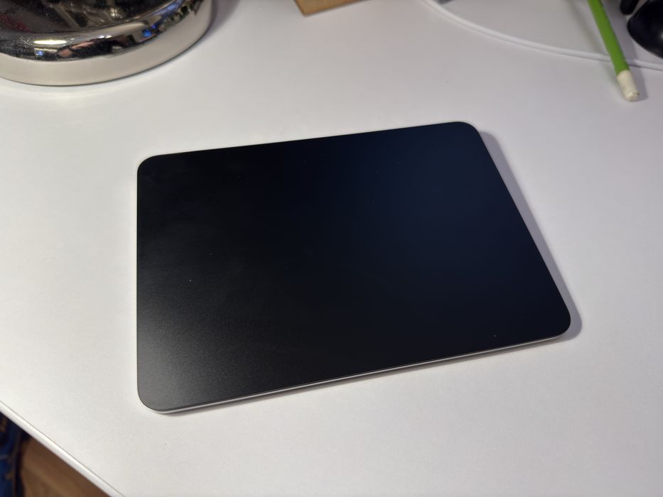 Apple Magic Trackpad  (USB-C), Negru