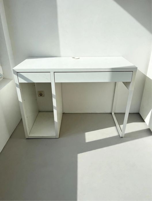 Бюро Ikea Micke бяло