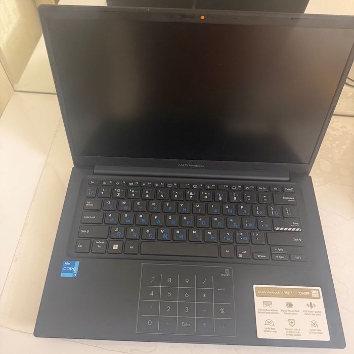 Ноутбук новый Asus
