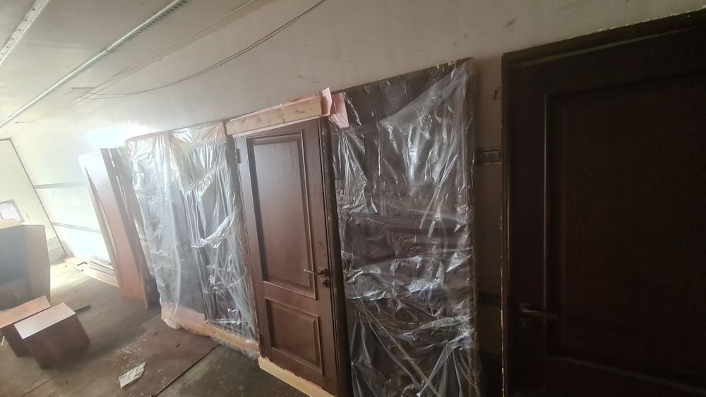 Продам двери б/у