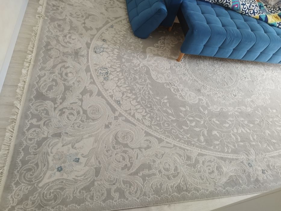 Продам ковер.    .