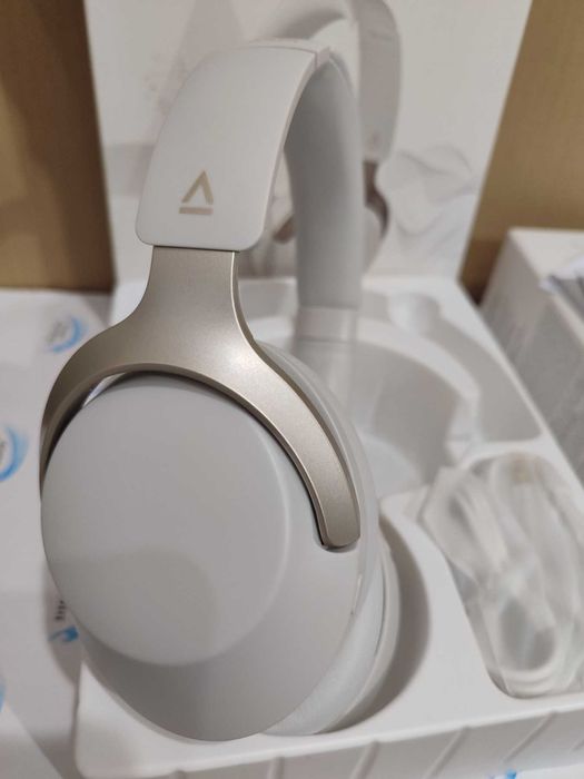 Creative Zen Hybrid SXFI,Слушалки,Bluetooth, до 70 часа,Черен/Бял